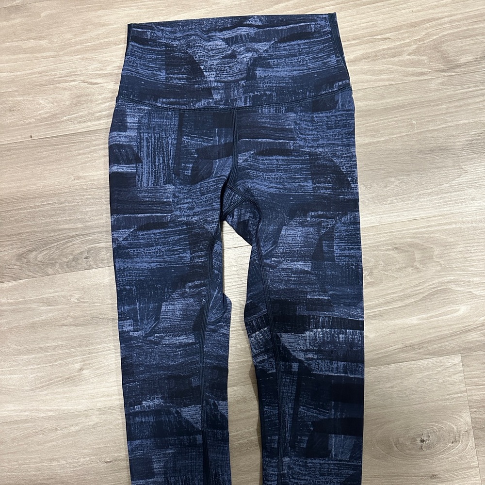 Lululemon Inspire Tight II Leggings Size 4 Blue Pattern Luxtreme